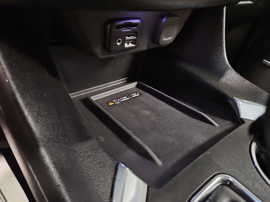 Used 2023 Chevrolet Traverse Premier w/ LPO, Cargo Package image 23