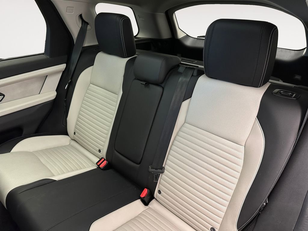 Used 2023 Land Rover Discovery Sport S R-Dynamic image 10