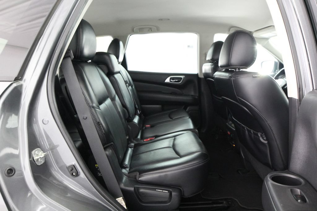 Used 2020 Nissan Pathfinder SL AWD/4WD image 47