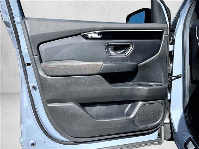 Used 2025 Honda Pilot Sport image 18