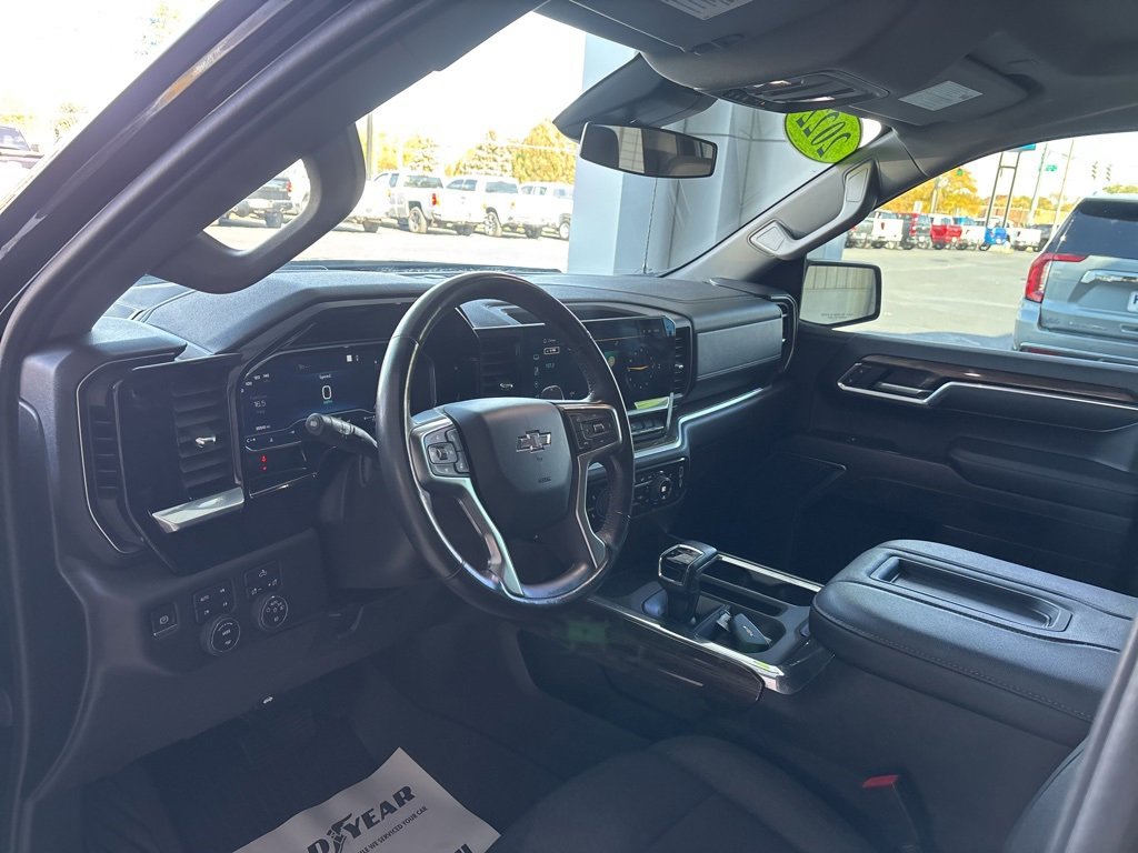 Used 2022 Chevrolet Silverado 1500 RST image 11