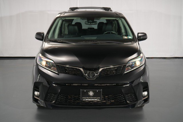 Used 2020 Toyota Sienna SE FWD image 7