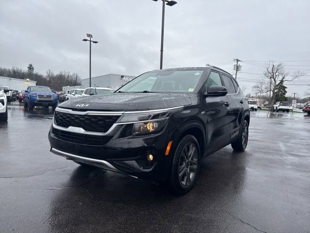 Used 2022 Kia Seltos S AWD/4WD image 5