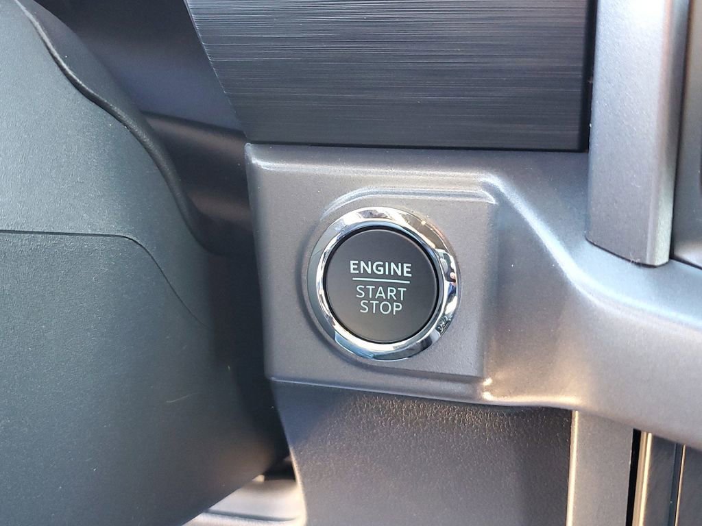 New 2025 Ford F150 XLT w/ Equipment Group 302A MID image 28