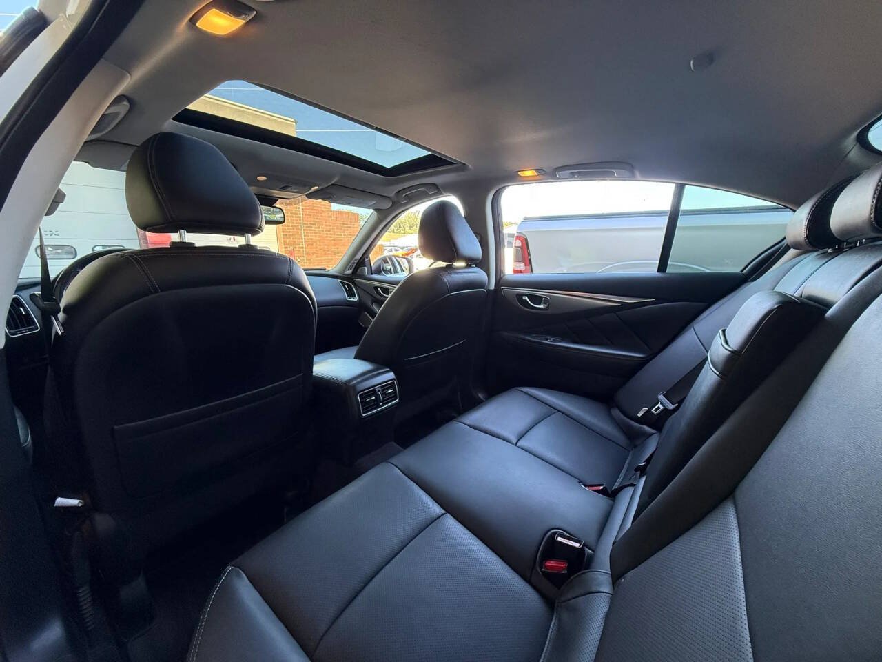 Used 2021 INFINITI Q50 Luxe w/ Seat & Sound Package AWD/4WD image 22