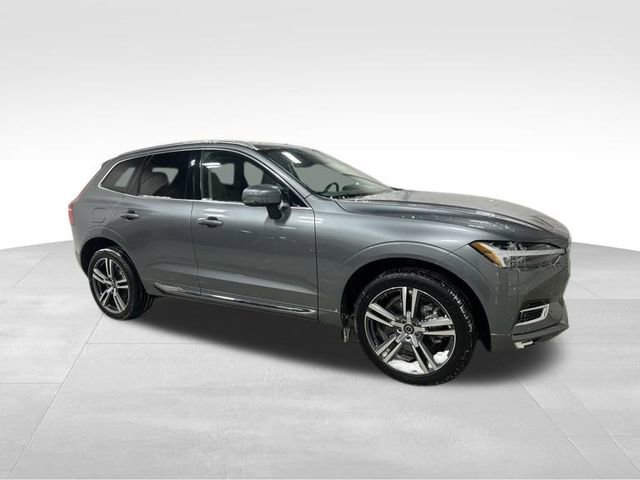 Used 2021 Volvo XC60 T8 Inscription Expression w/ Advanced Package image 3