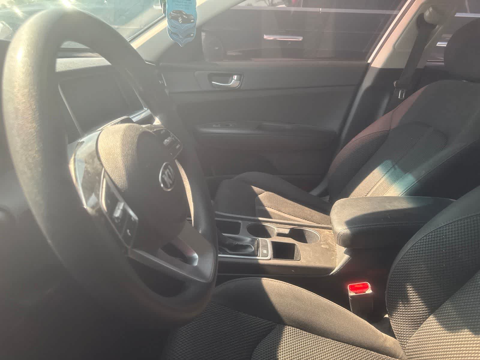 Used 2020 Kia Optima LX FWD image 32