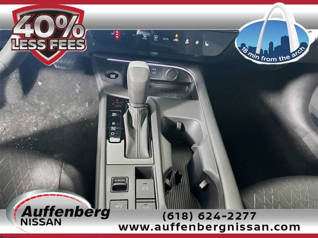 New 2026 Nissan Sentra SV w/ SV Convenience Package FWD image 18