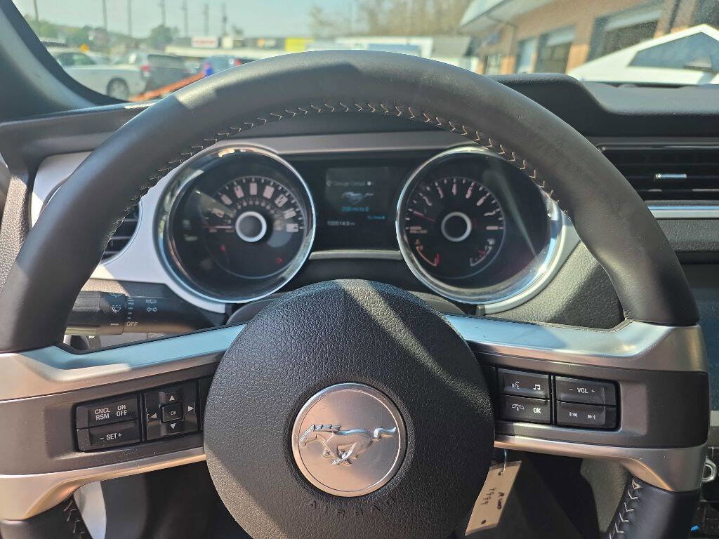 Used 2014 Ford Mustang Premium w/ Comfort Package image 14