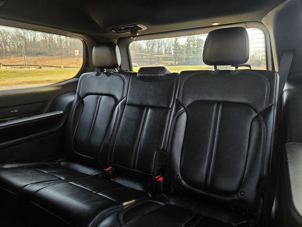 Used 2024 Jeep Wagoneer Series II w/ Flexible Seating Group image 28