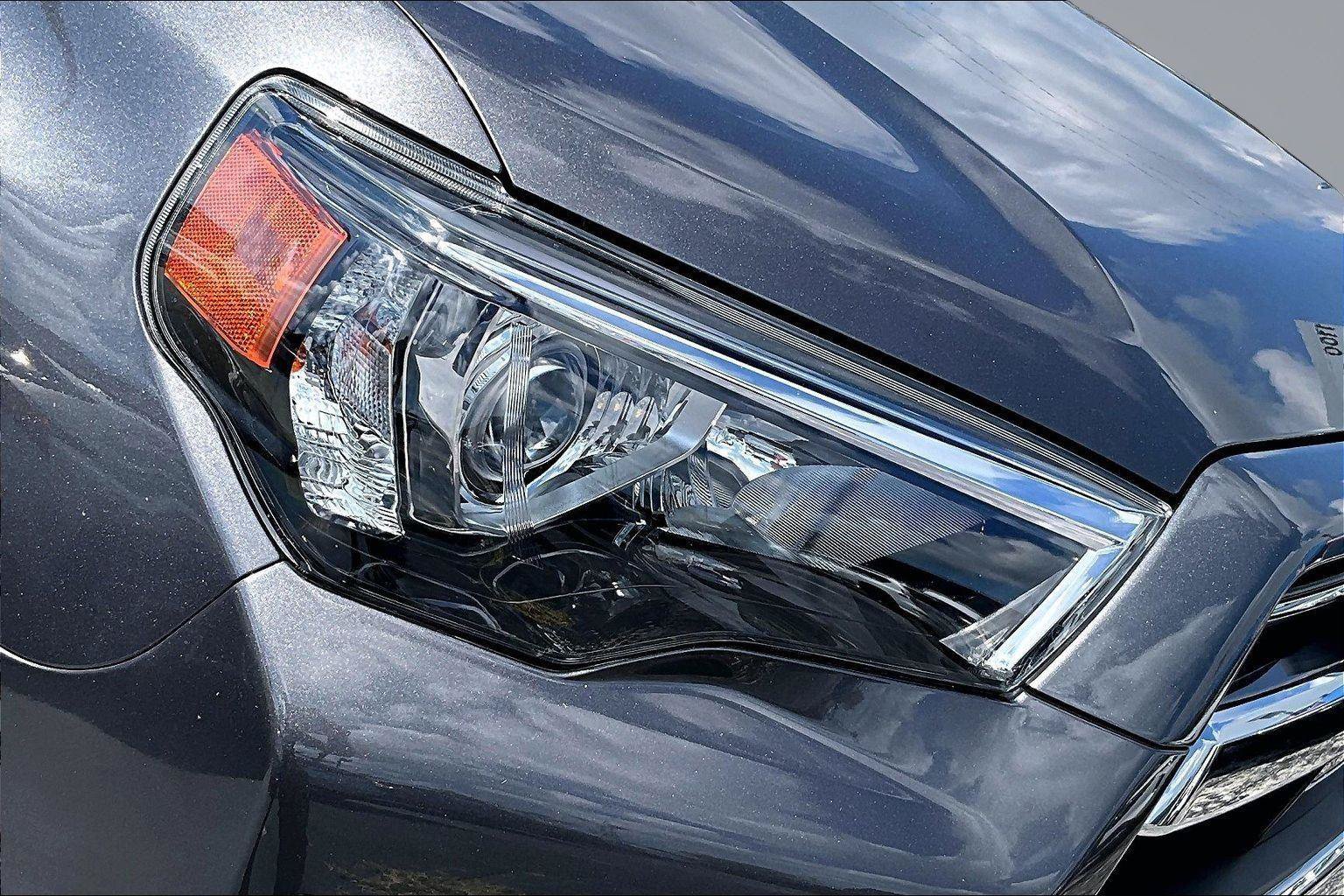 Used 2020 Toyota 4Runner Limited RWD image 35