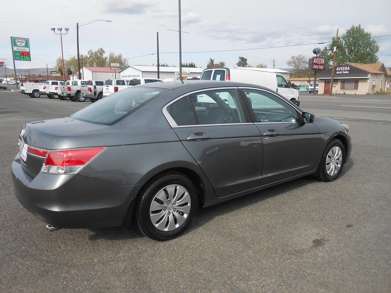 Used 2012 Honda Accord LX image 9
