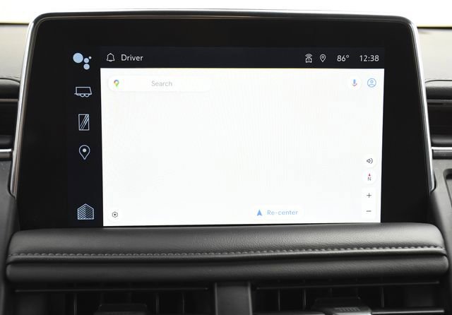 Used 2024 Chevrolet Suburban LT AWD/4WD image 16