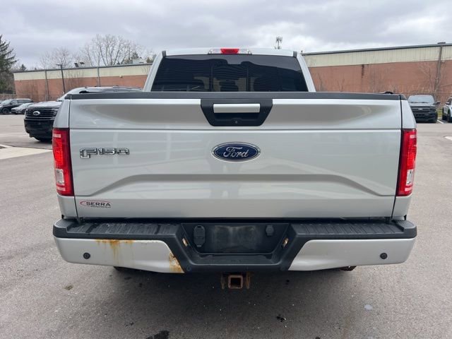 Used 2017 Ford F150 XLT w/ Equipment Group 302A Luxury image 6