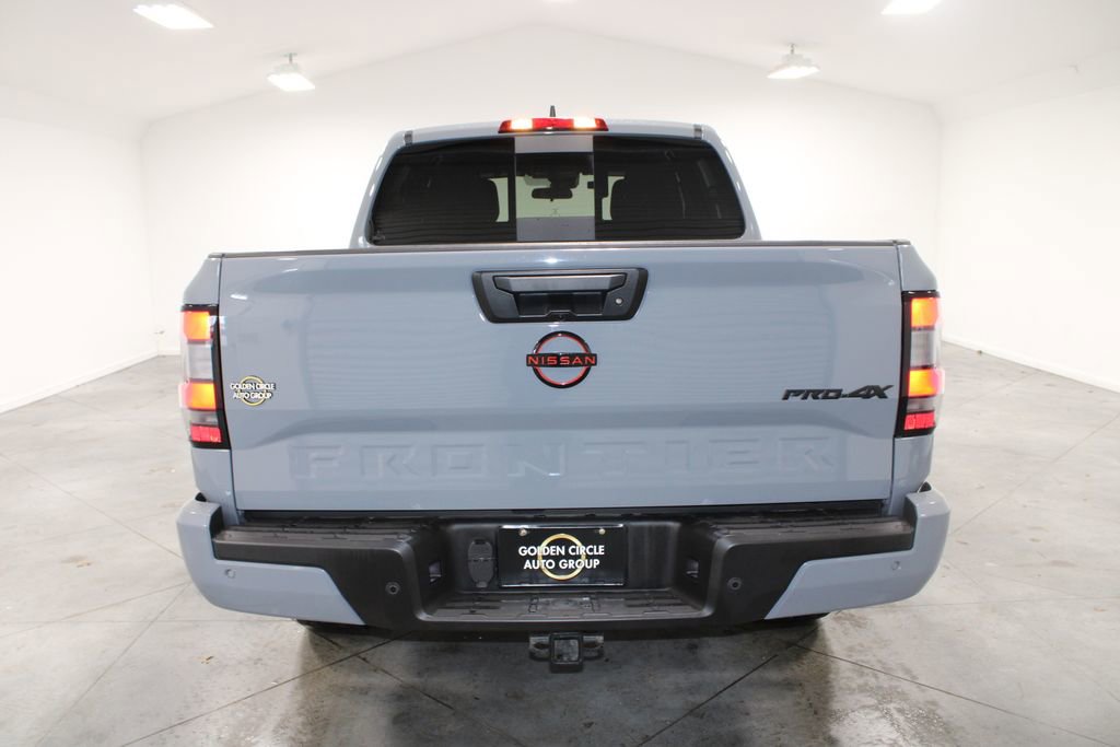 Used 2024 Nissan Frontier PRO-4X w/ Pro Convenience Package image 8