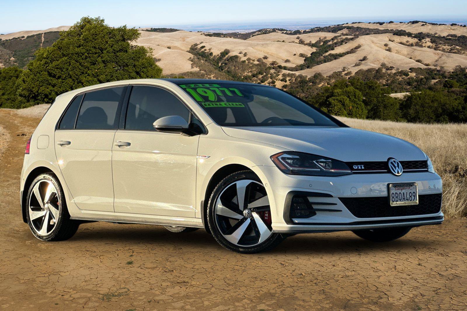 Used 2018 Volkswagen GTI Autobahn image 2