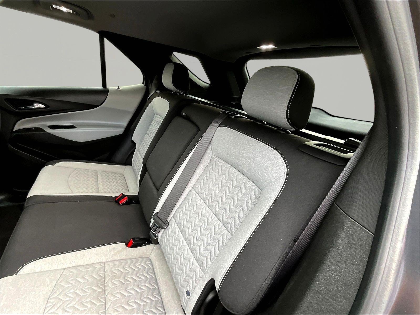 Used 2022 Chevrolet Equinox LT FWD image 22