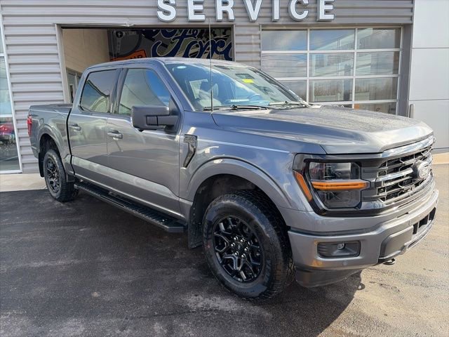 Used 2025 Ford F150 XLT w/ Equipment Group 302A MID image 4
