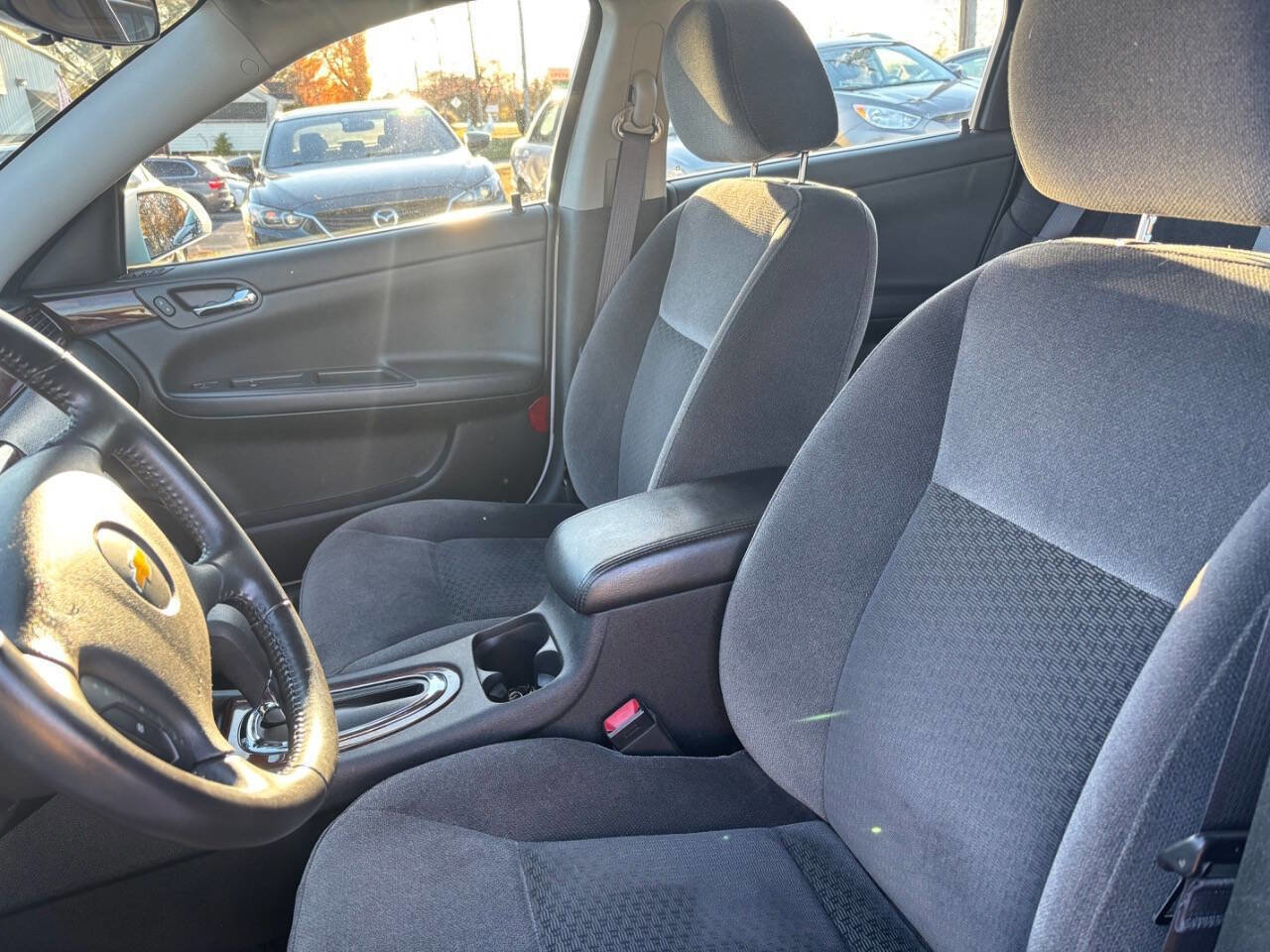 Used 2011 Chevrolet Impala LT image 14