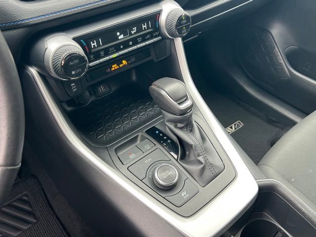 Used 2024 Toyota RAV4 SE AWD/4WD image 19