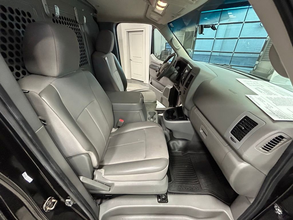 Used 2016 Nissan NV 2500 SL w/ Technology Package image 31