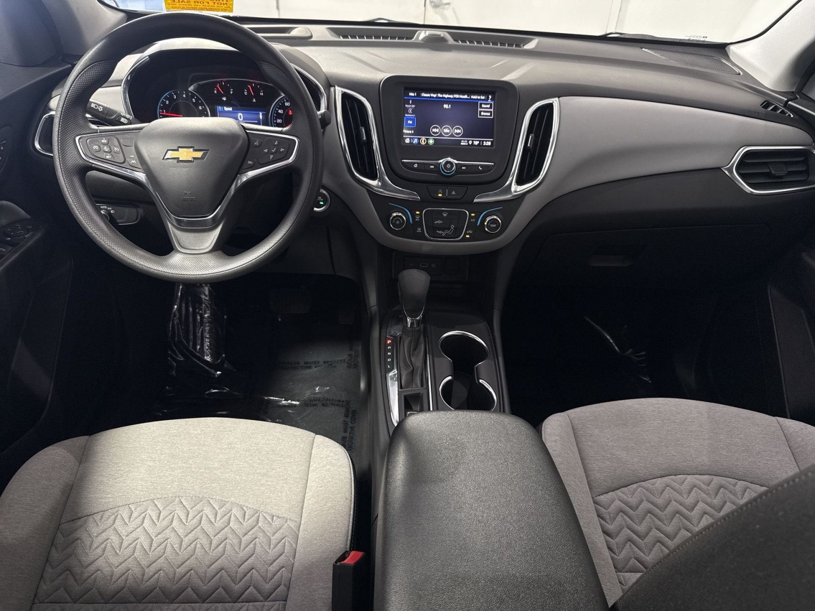 Used 2024 Chevrolet Equinox LS w/ LS Convenience Package AWD/4WD image 24