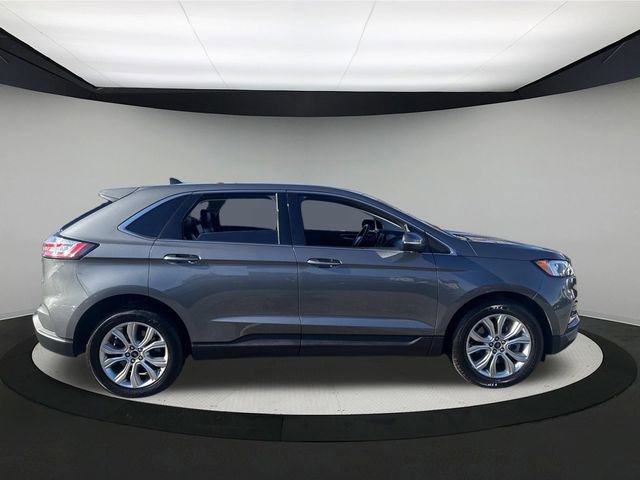 Used 2024 Ford Edge Titanium image 5