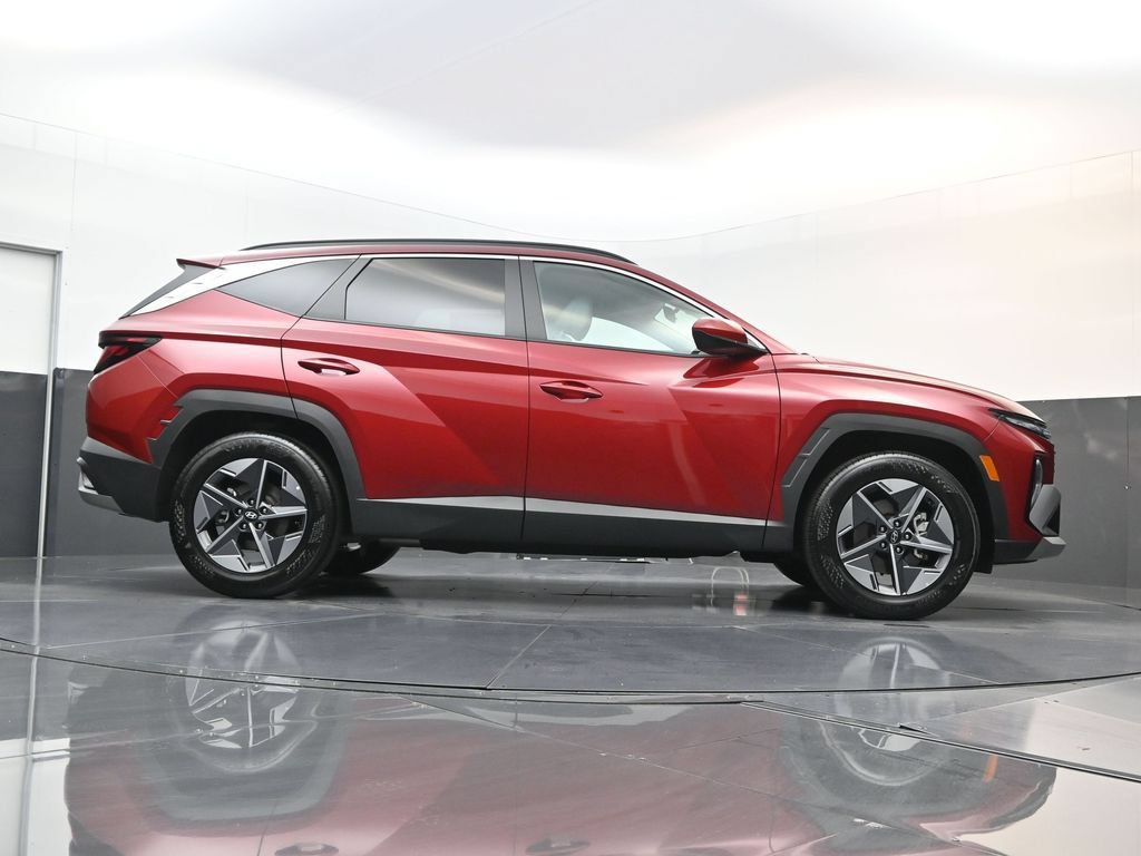 Used 2025 Hyundai Tucson SEL FWD image 21