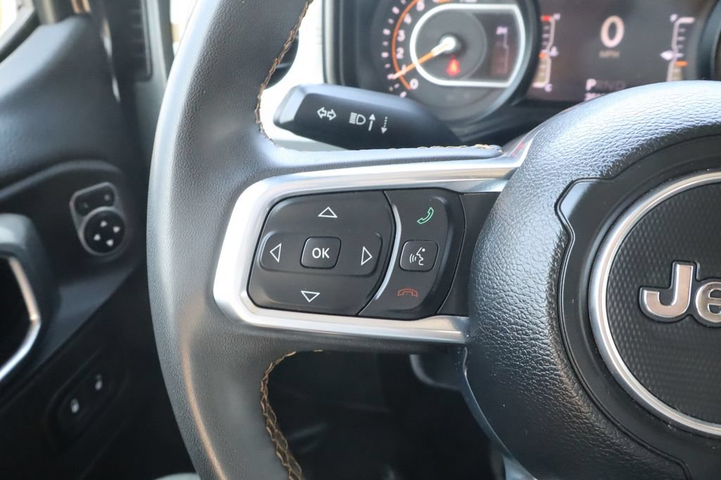 Used 2024 Jeep Wrangler Unlimited Sahara AWD/4WD image 24