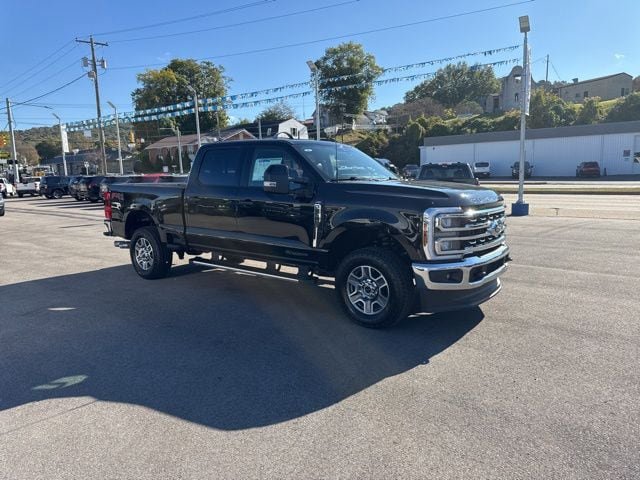 New 2026 Ford F250 Lariat w/ FX4 Off-Road Package image 10