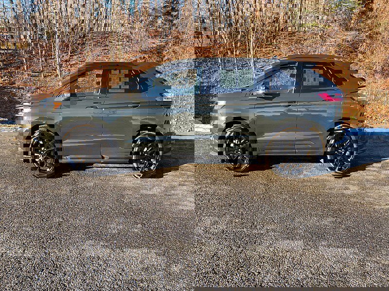 Certified 2022 Ford Edge ST w/ Equipment Group 401A image 4