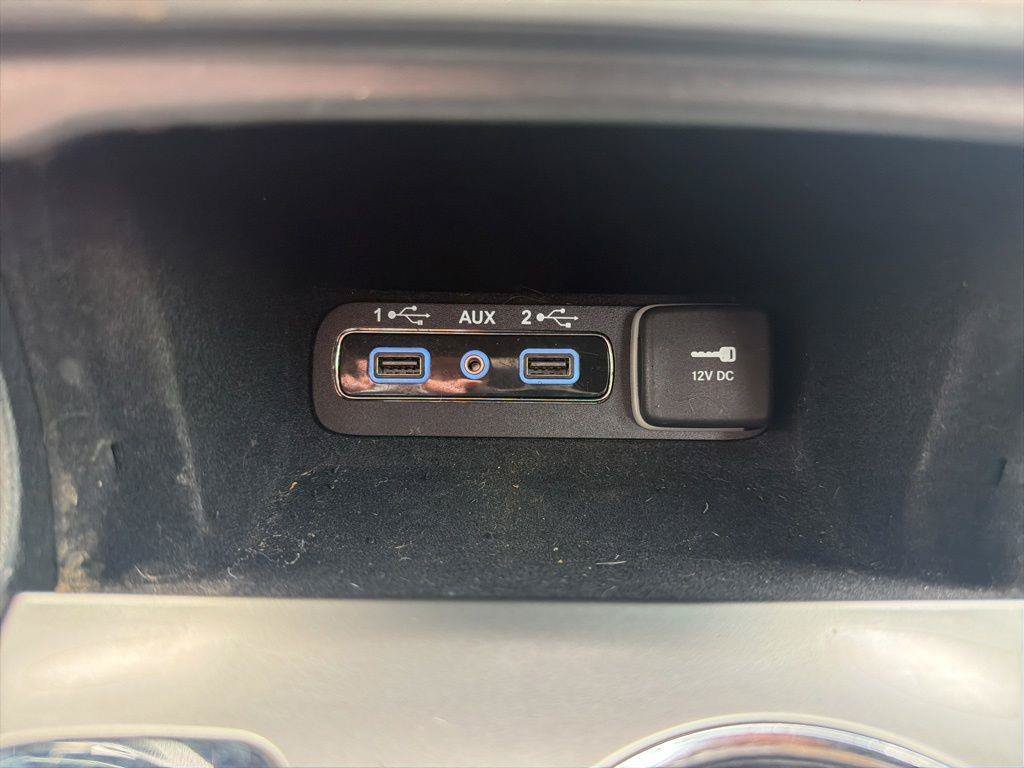 Used 2020 Jeep Grand Cherokee Overland AWD/4WD image 46