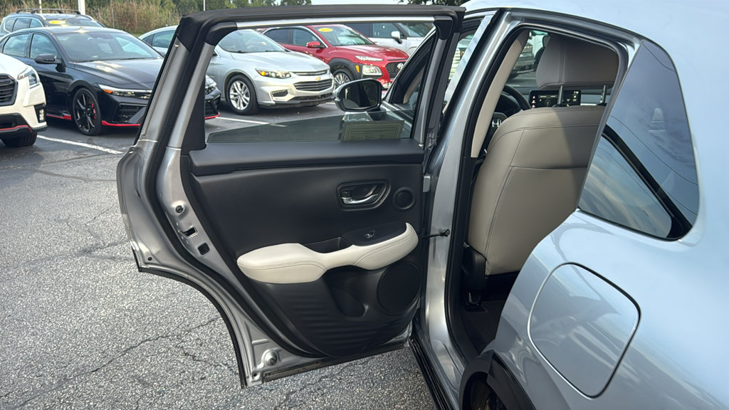 Used 2026 Honda HR-V EX-L image 28