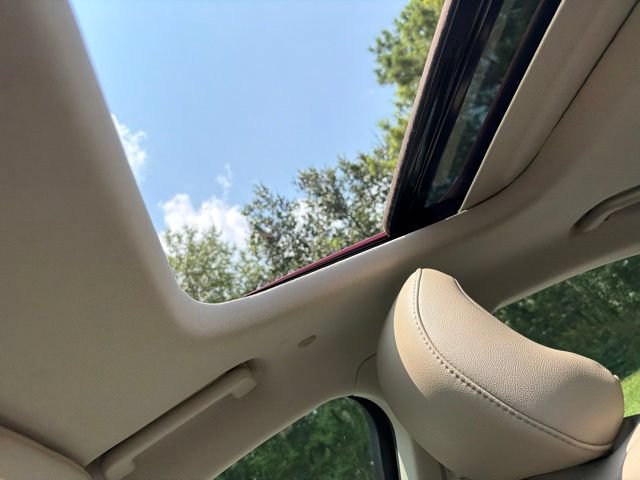 Used 2019 Ford Fusion SEL FWD image 12