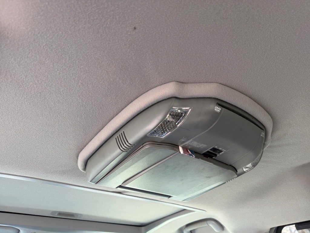 Used 2013 Toyota Sienna XLE image 13