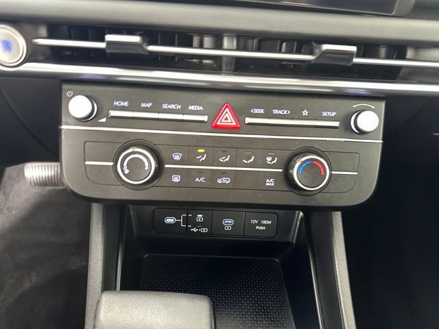 Used 2025 Hyundai Tucson SE FWD image 23