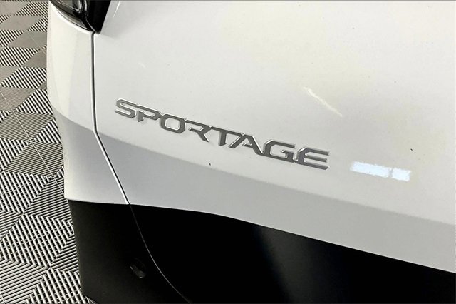 New 2026 Kia Sportage EX image 10
