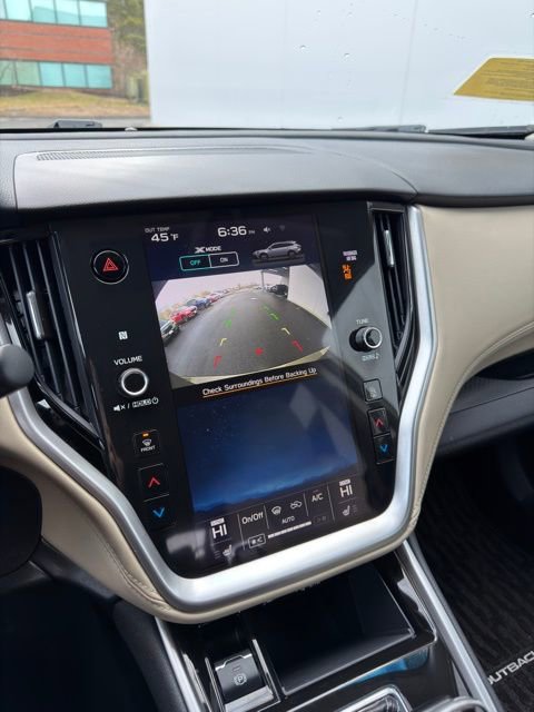 Used 2020 Subaru Outback Premium image 10