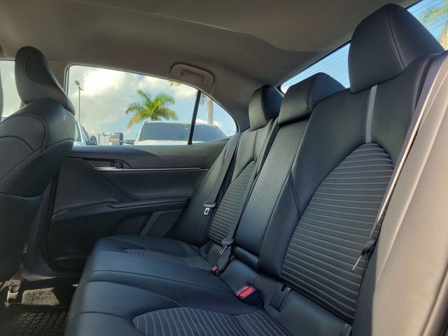 Used 2024 Toyota Camry SE w/ Convenience Package FWD image 13