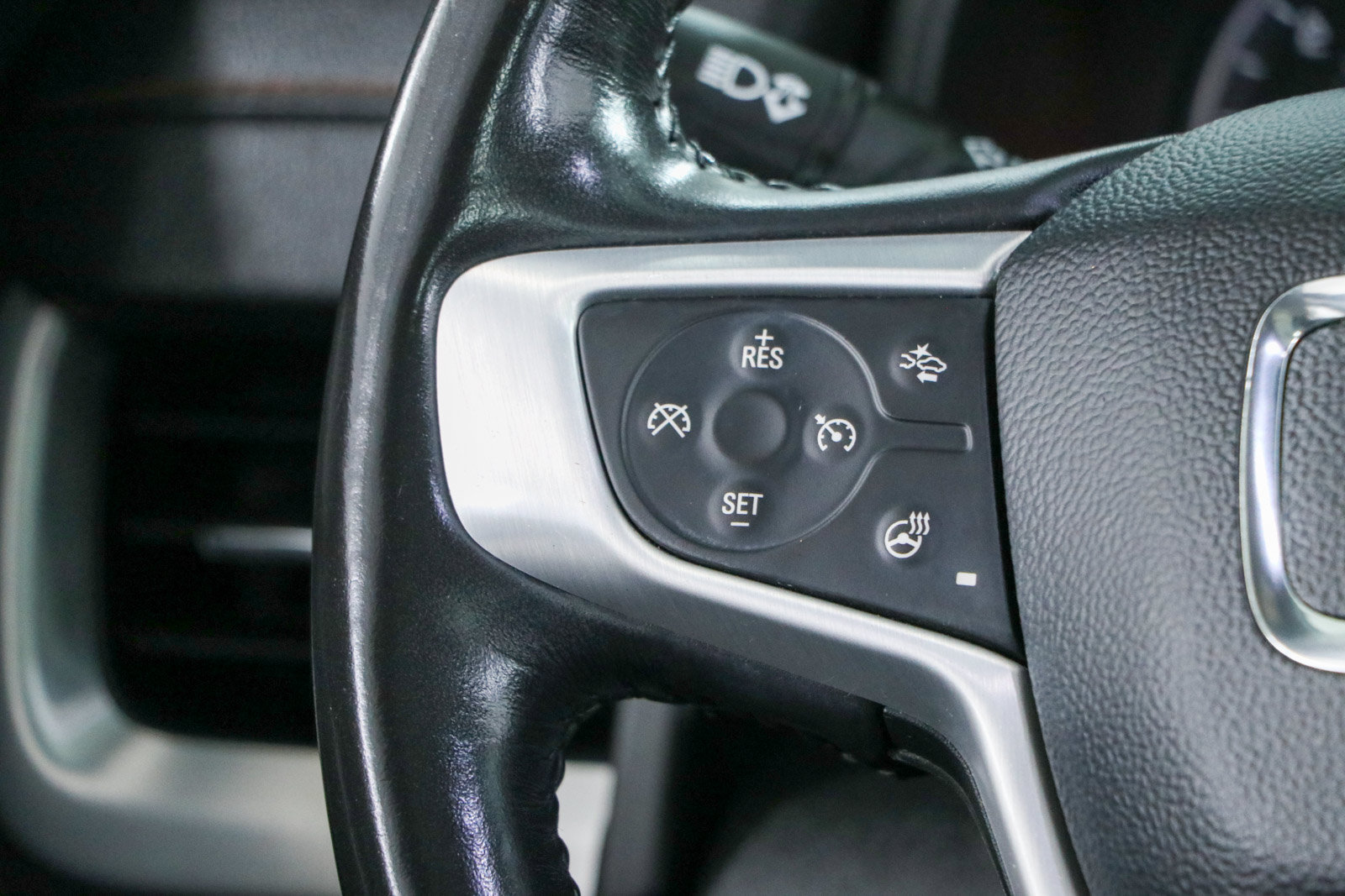 Used 2020 GMC Terrain SLT w/ Preferred Package FWD image 13