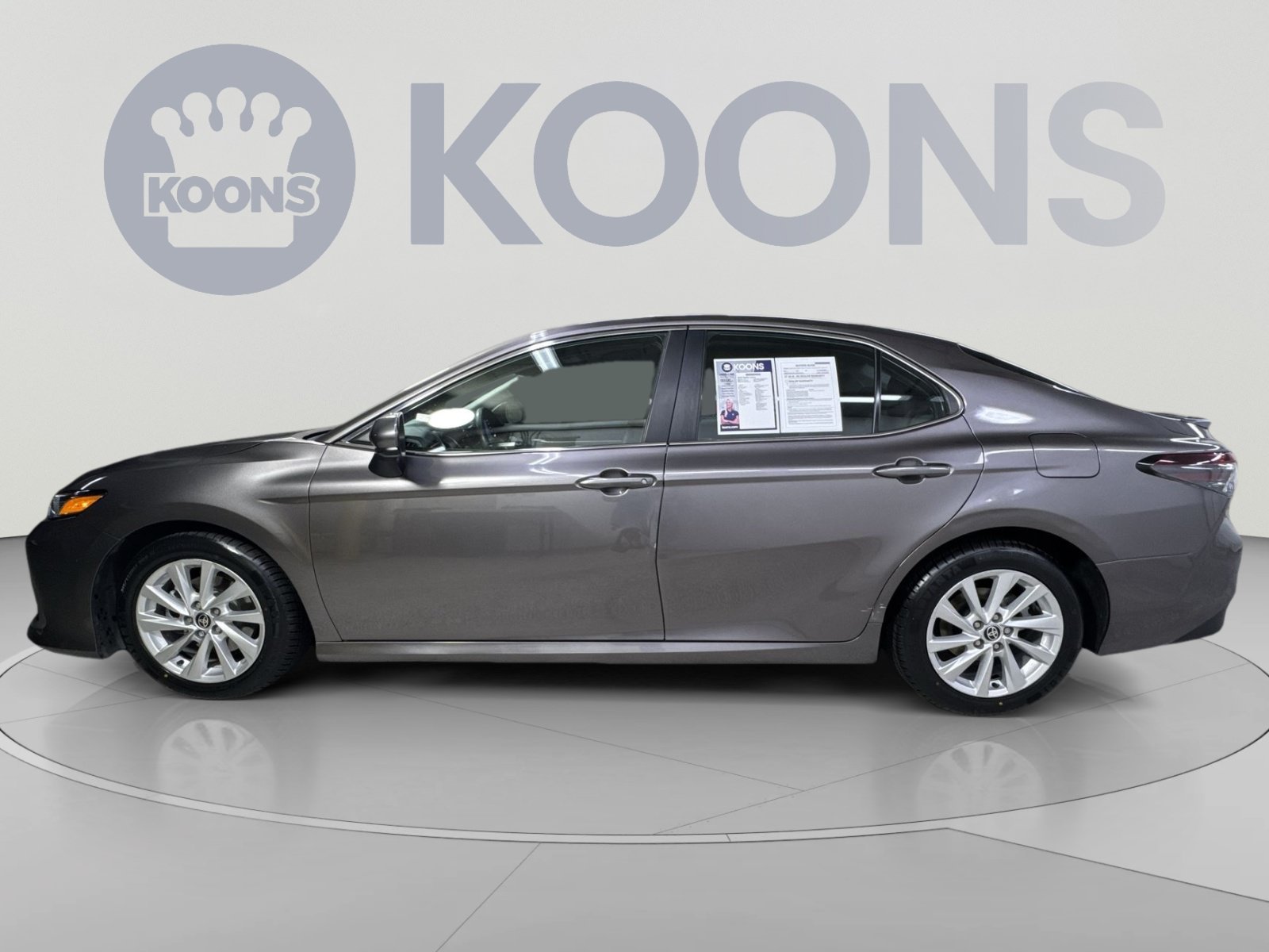 Used 2024 Toyota Camry LE FWD image 17