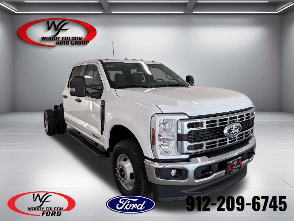 New 2027 Ford F350 XL w/ XL Chrome Package