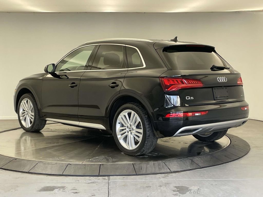 Used 2019 Audi Q5 2.0T Premium Plus w/ Premium Plus Package image 3