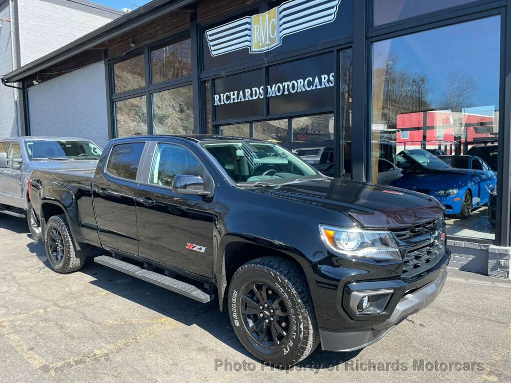 Used 2022 Chevrolet Colorado Z71 w/ Z71 Midnight Edition image 1