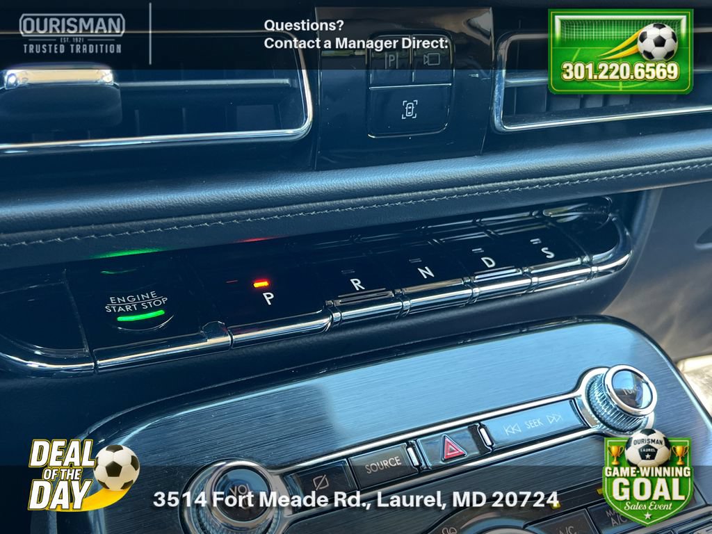 Used 2023 Lincoln Nautilus AWD w/ Premium Package image 16
