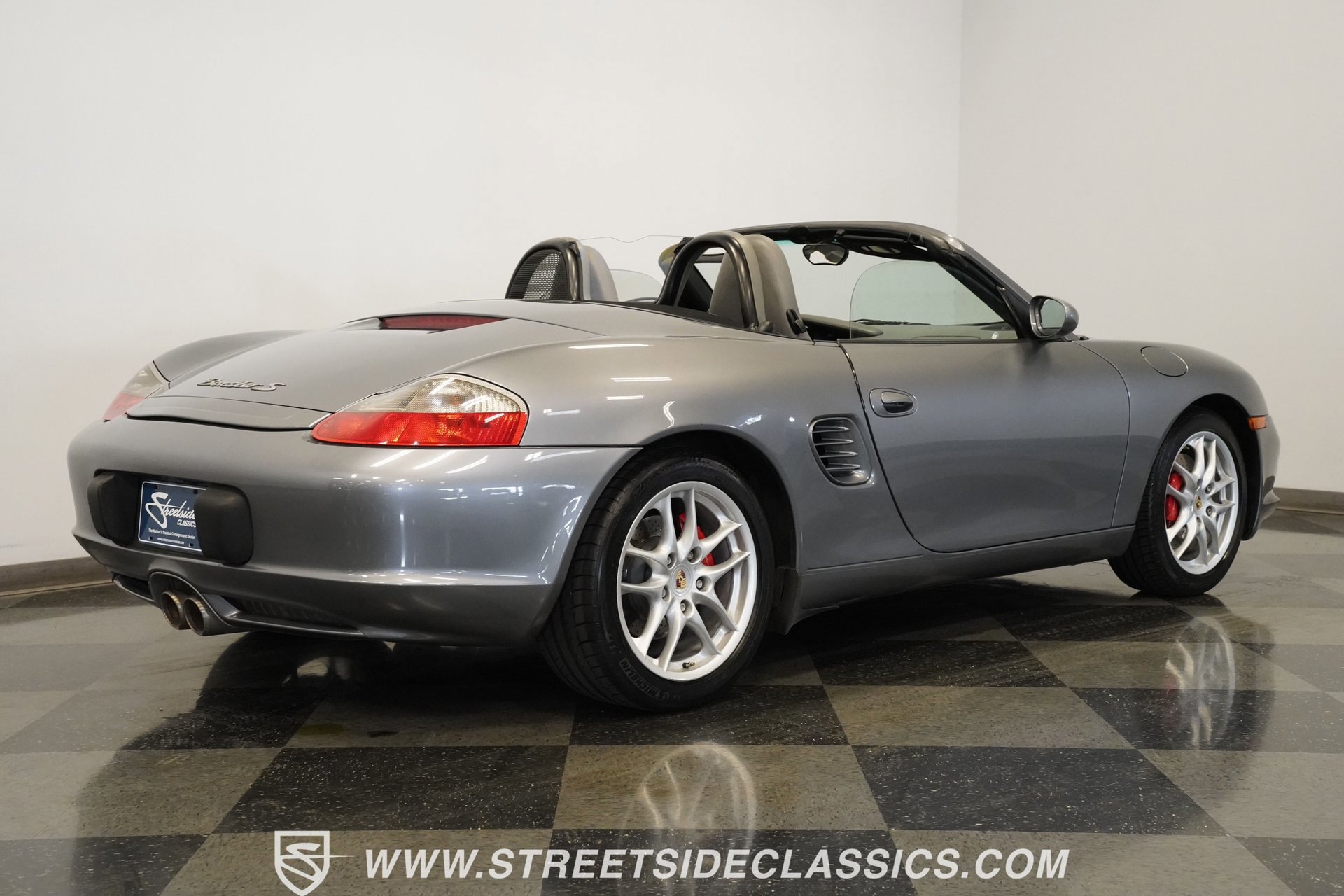 Used 2004 Porsche Boxster S image 17