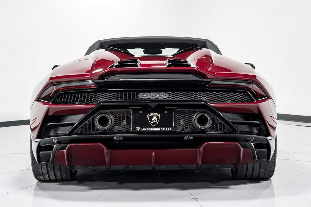 Used 2022 Lamborghini Huracan EVO RWD image 41