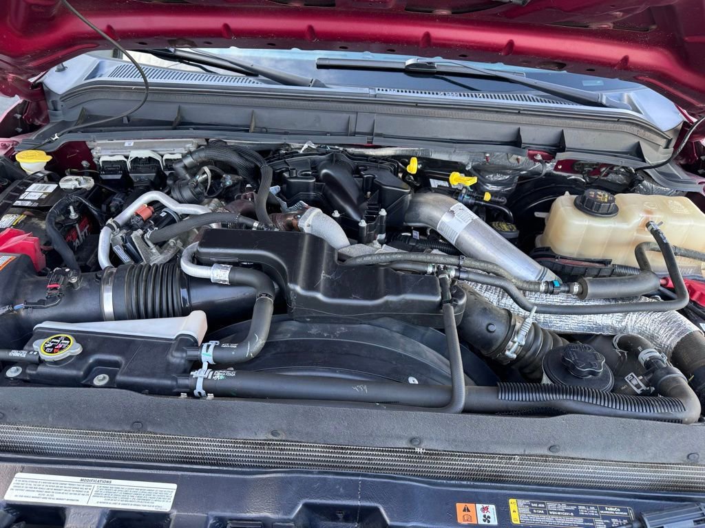 Used 2015 Ford F250 Lariat image 9