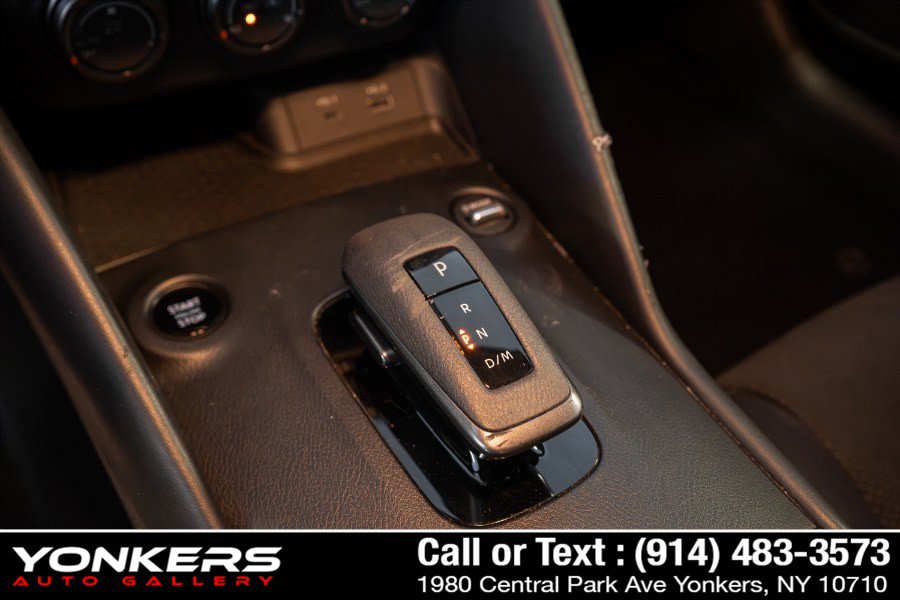 Used 2024 Nissan Z Performance w/ Floor Mat Package RWD image 42