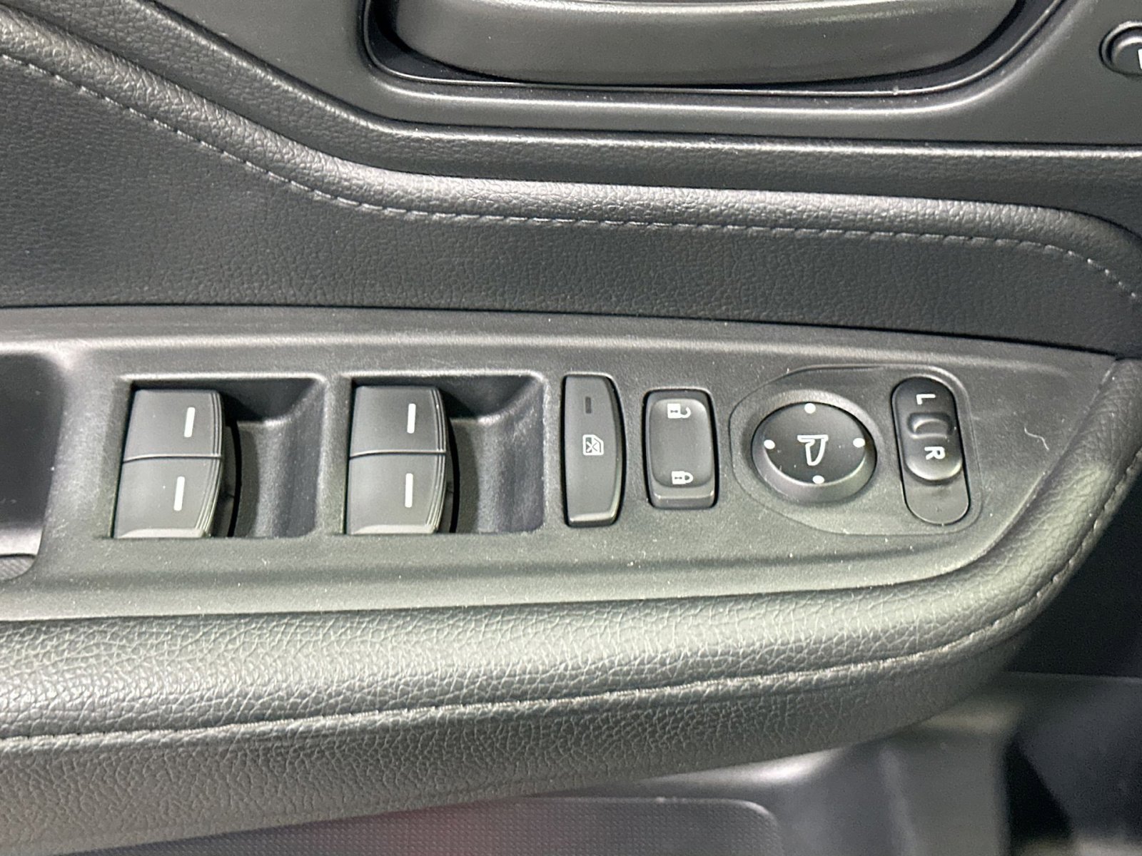 Used 2024 Honda Odyssey Sport image 16